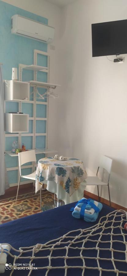 B&B Vista Mare クロトーネ 部屋 写真